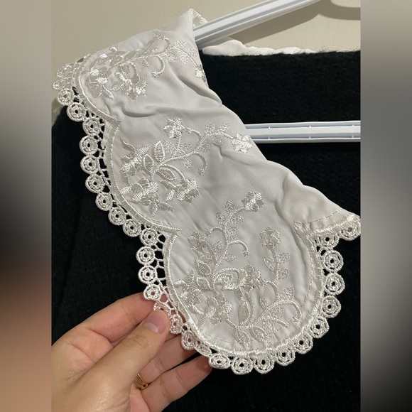 STATEMENT COLLAR CARDIGAN - Picture 2 of 9